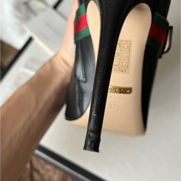 GUCCI leather boots pointy toe size 7 / 7.5 excellent 37.5 strap buckle booties - Picture 10 of 13